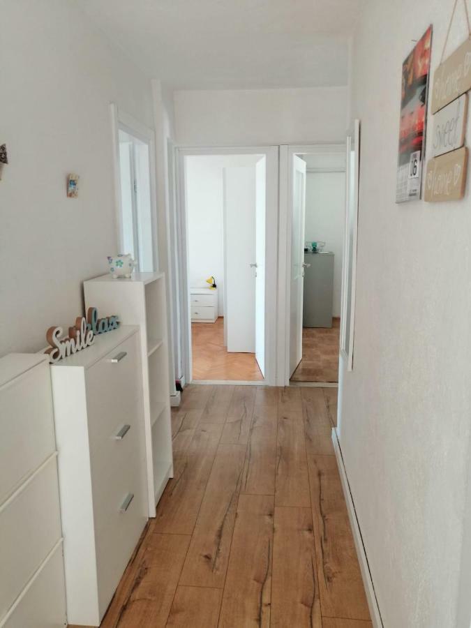 Apartmani Gareljic Подгора Номер фото